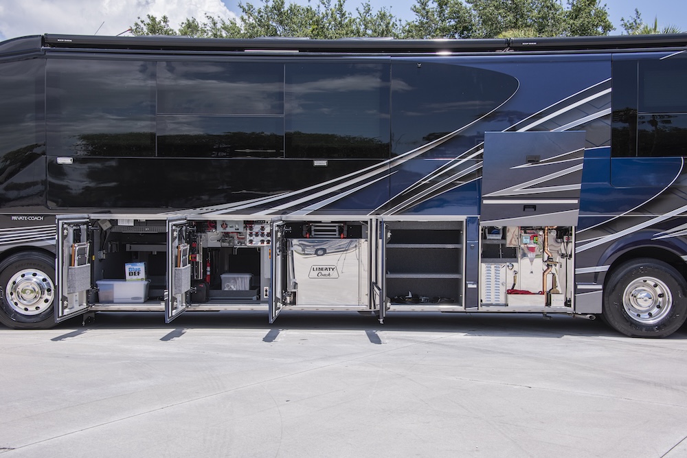 2017 Prevost  H3-45 For Sale