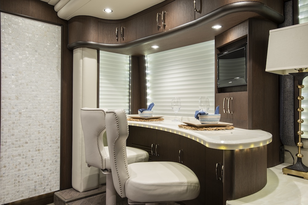 2017 Prevost  H3-45 For Sale