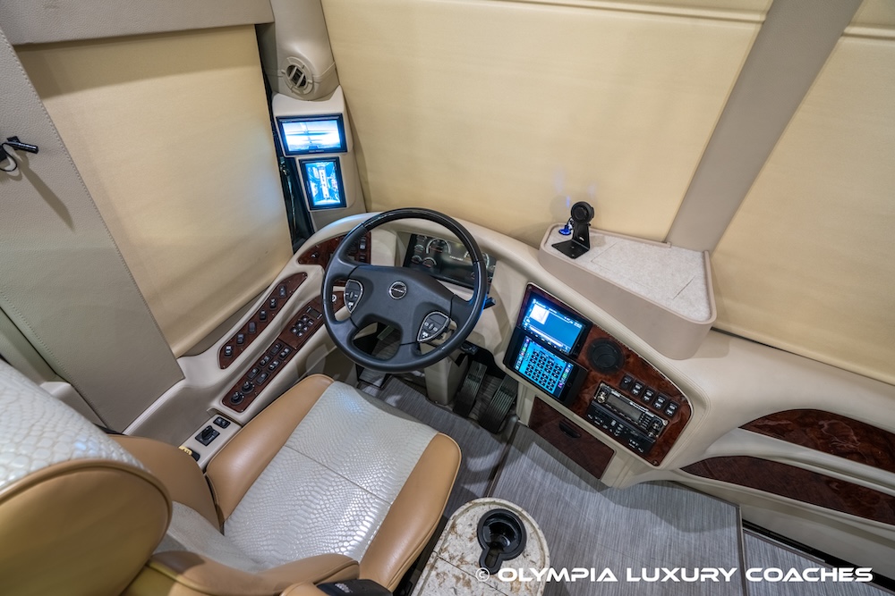 2017 Prevost Millennium H3-45 For Sale