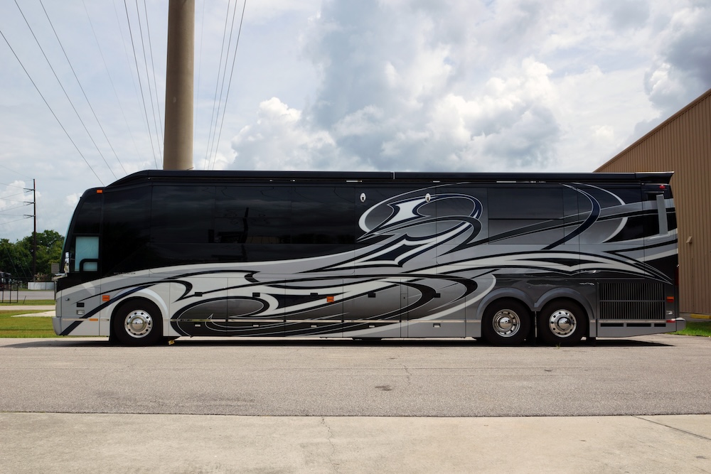 2017 Prevost Millennium H3-45 For Sale