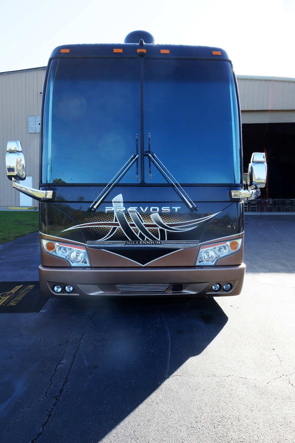 2017 Prevost Millennium  H3-45 For Sale