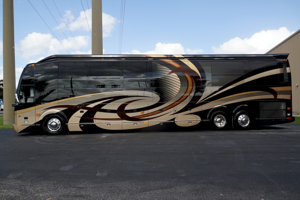 2017 Prevost  Millennium H3-45 For Sale