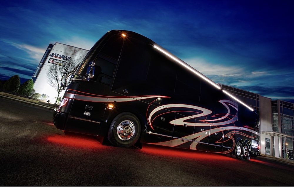 2018 Prevost Featherlite H3-45 For Sale