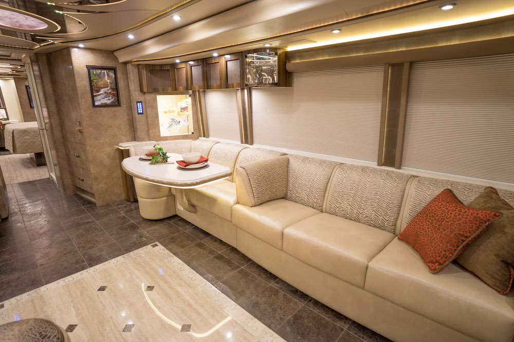 2018 Prevost Marathon H3-45 For Sale