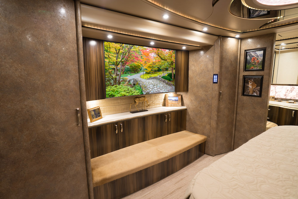 2018 Prevost Marathon H3-45 For Sale