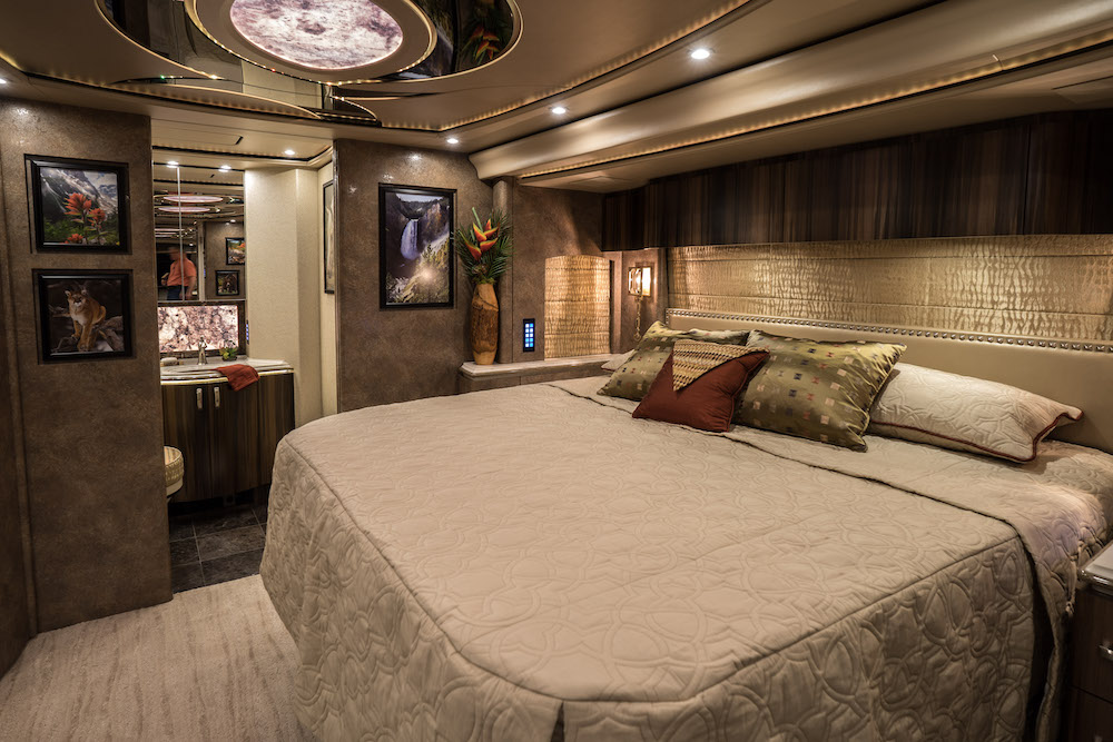 2018 Prevost Marathon H3-45 For Sale