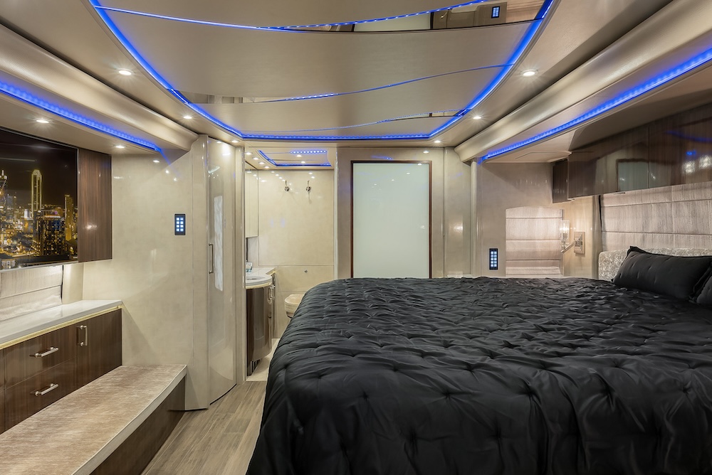 2018 Prevost Marathon H3-45 For Sale