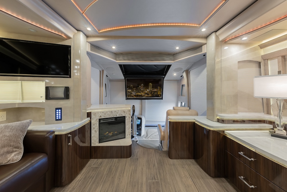 2018 Prevost Marathon H3-45 For Sale