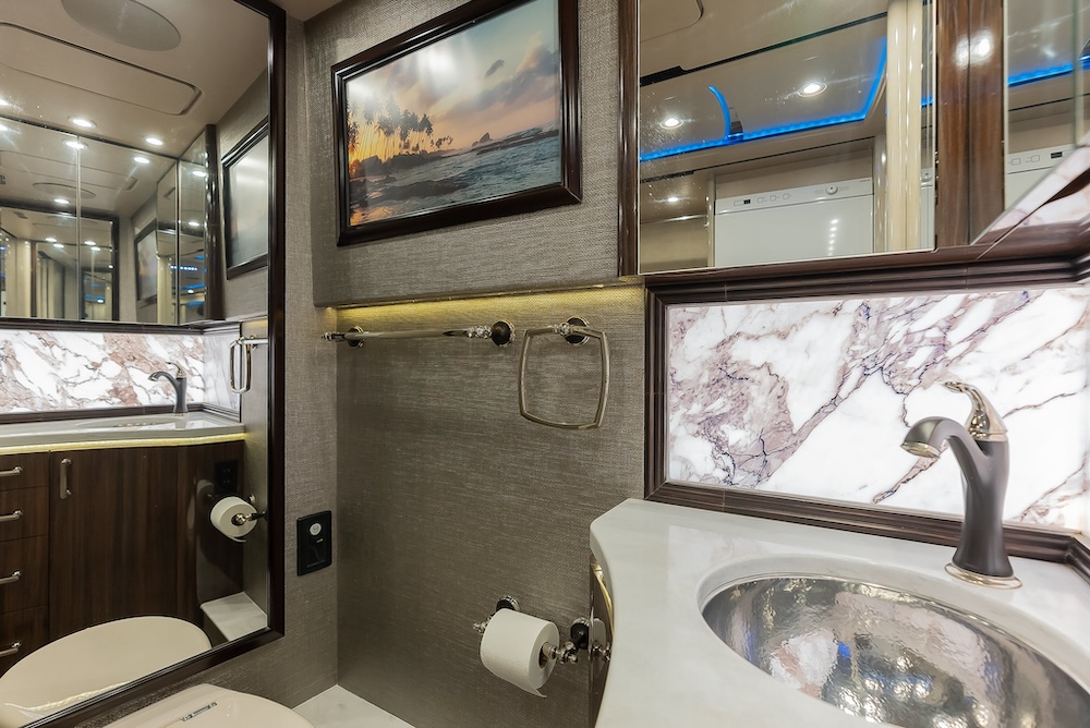 2018 Prevost Marathon H3-45 For Sale