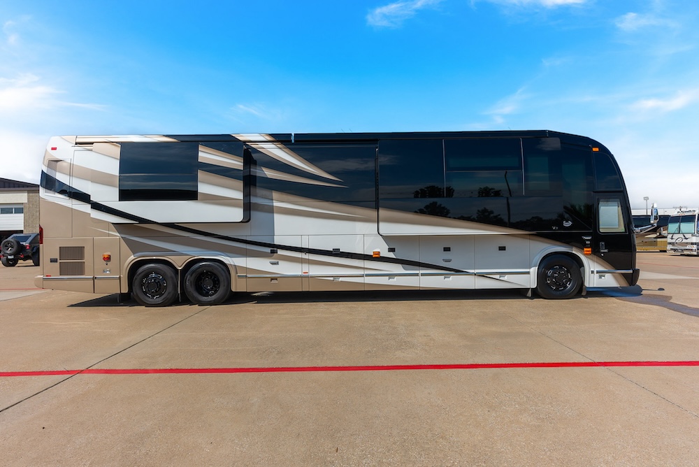 2018 Prevost Marathon H3-45 For Sale