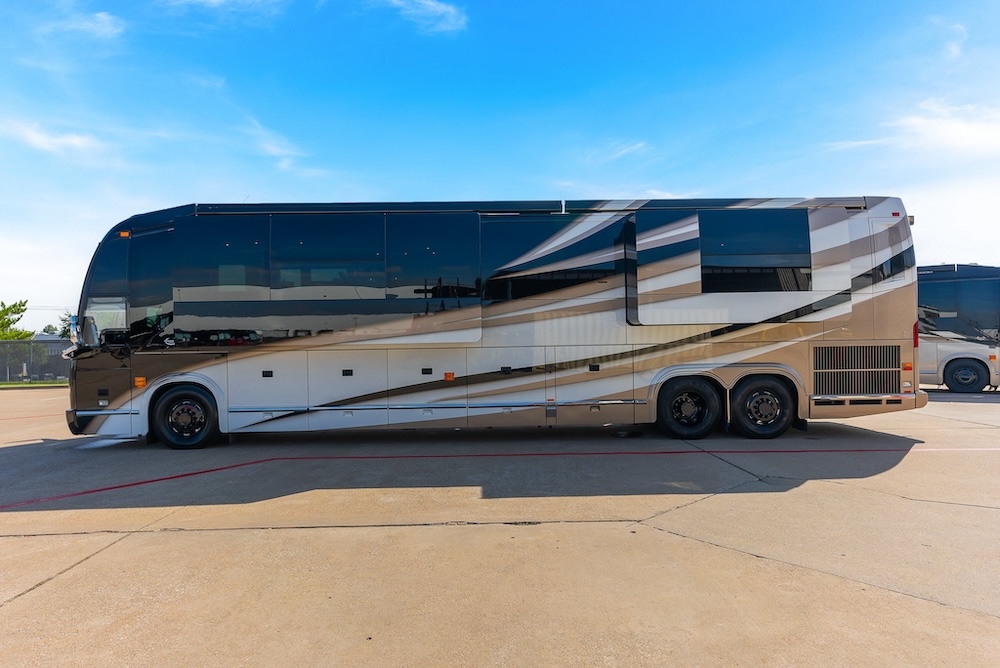 2018 Prevost Marathon H3-45 For Sale