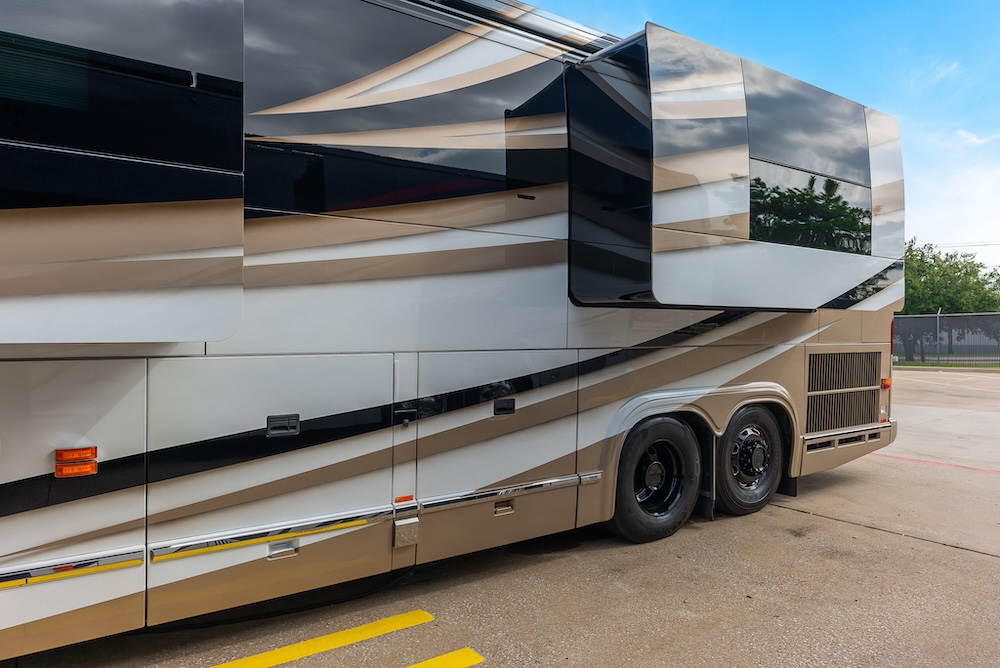 2018 Prevost Marathon H3-45 For Sale