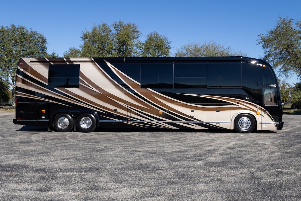 2018 Prevost Marathon H3-45 For Sale