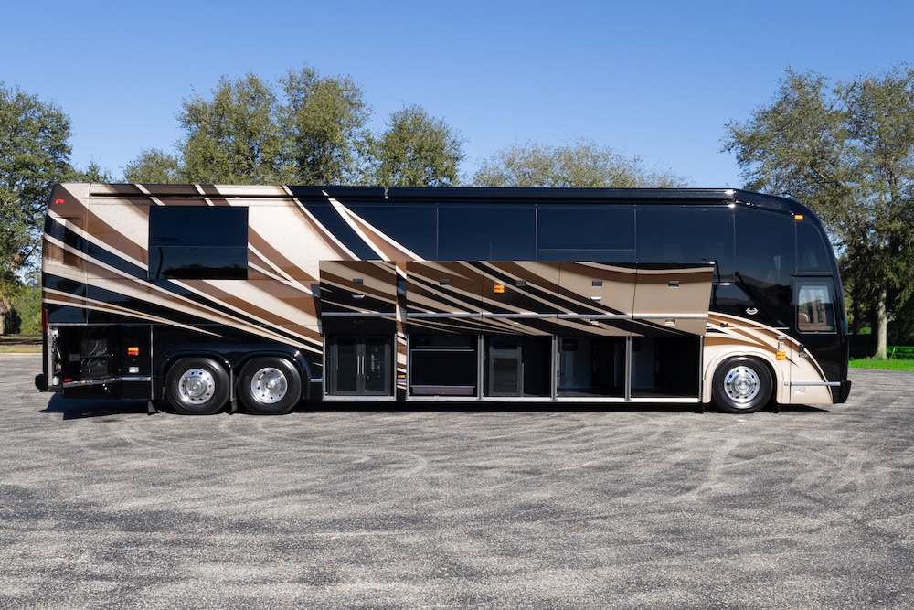 2018 Prevost Marathon H3-45 For Sale