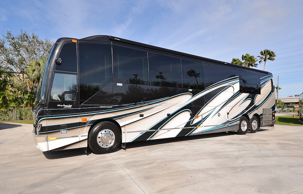 2019 Prevost  H3-45 For Sale