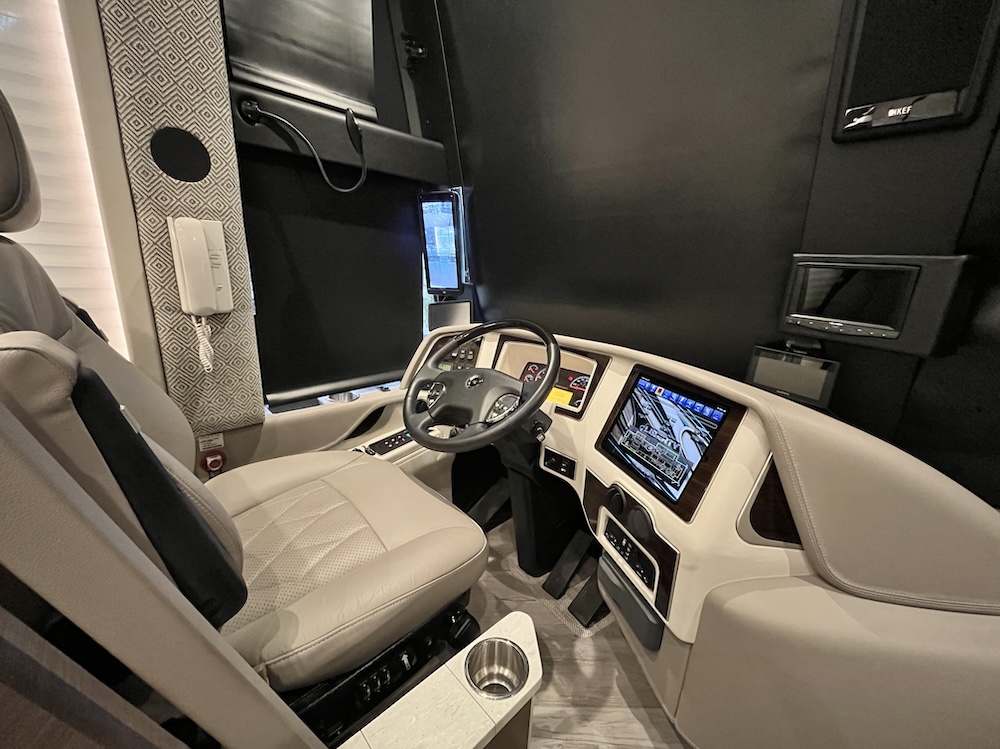 2019 Prevost  H3-45 For Sale