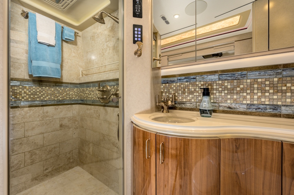 2019 Prevost Marathon H3-45 For Sale