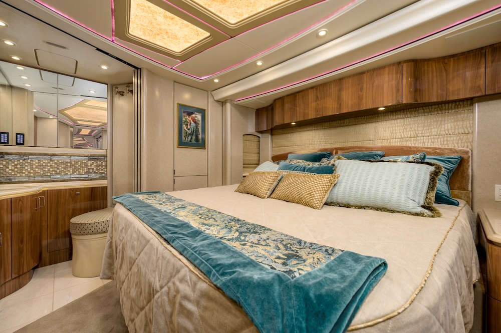 2019 Prevost Marathon H3-45 For Sale