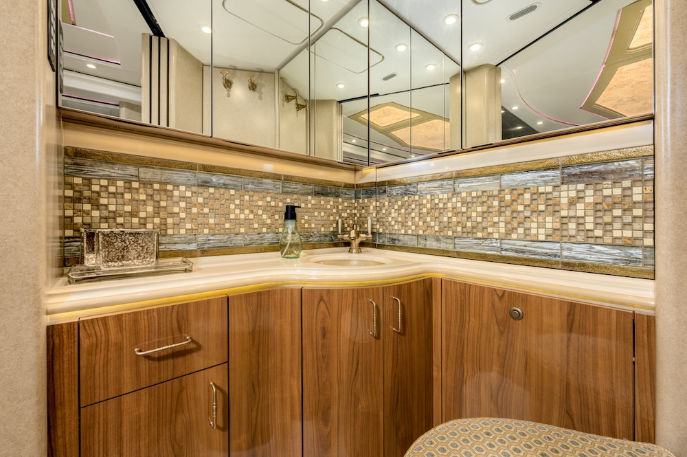 2019 Prevost Marathon H3-45 For Sale