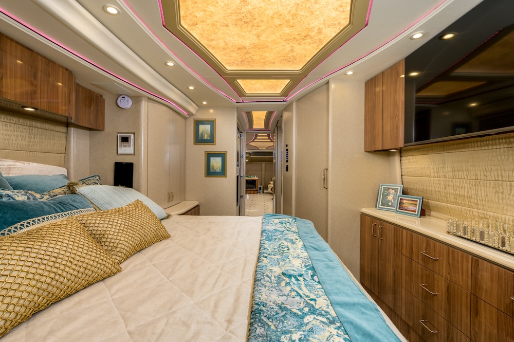 2019 Prevost Marathon H3-45 For Sale