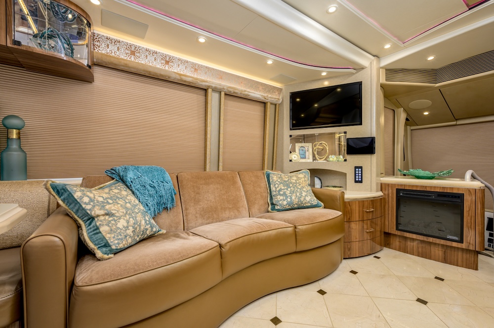 2019 Prevost Marathon H3-45 For Sale