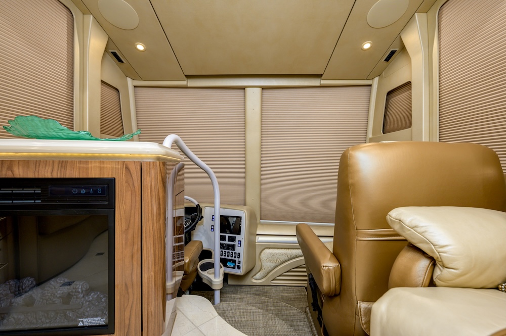 2019 Prevost Marathon H3-45 For Sale