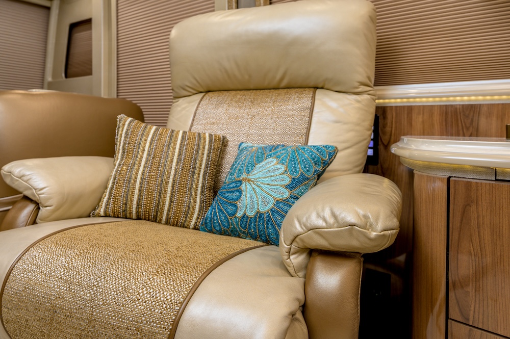 2019 Prevost Marathon H3-45 For Sale