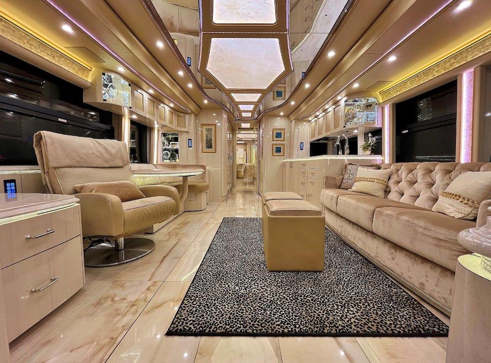 2019 Prevost Marathon H3-45 For Sale