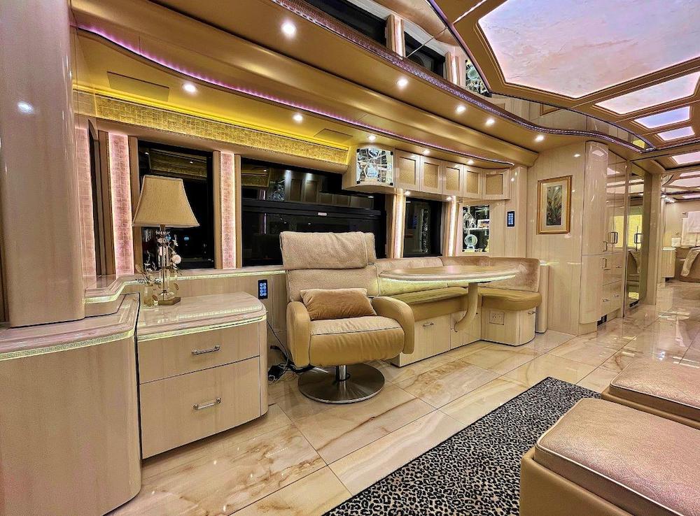 2019 Prevost Marathon H3-45 For Sale