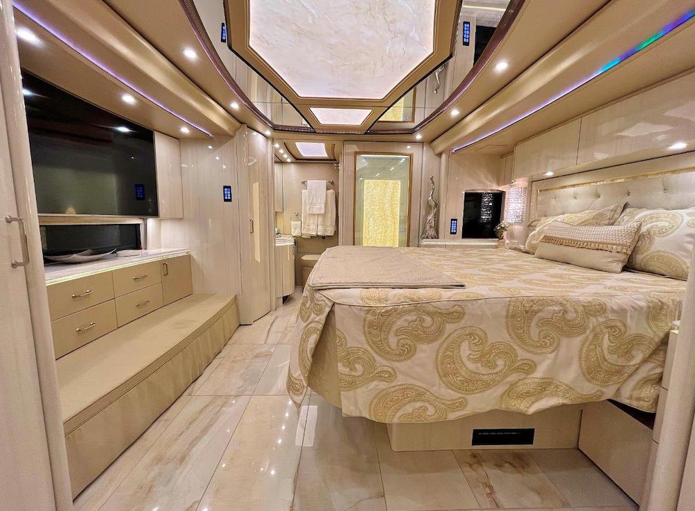 2019 Prevost Marathon H3-45 For Sale