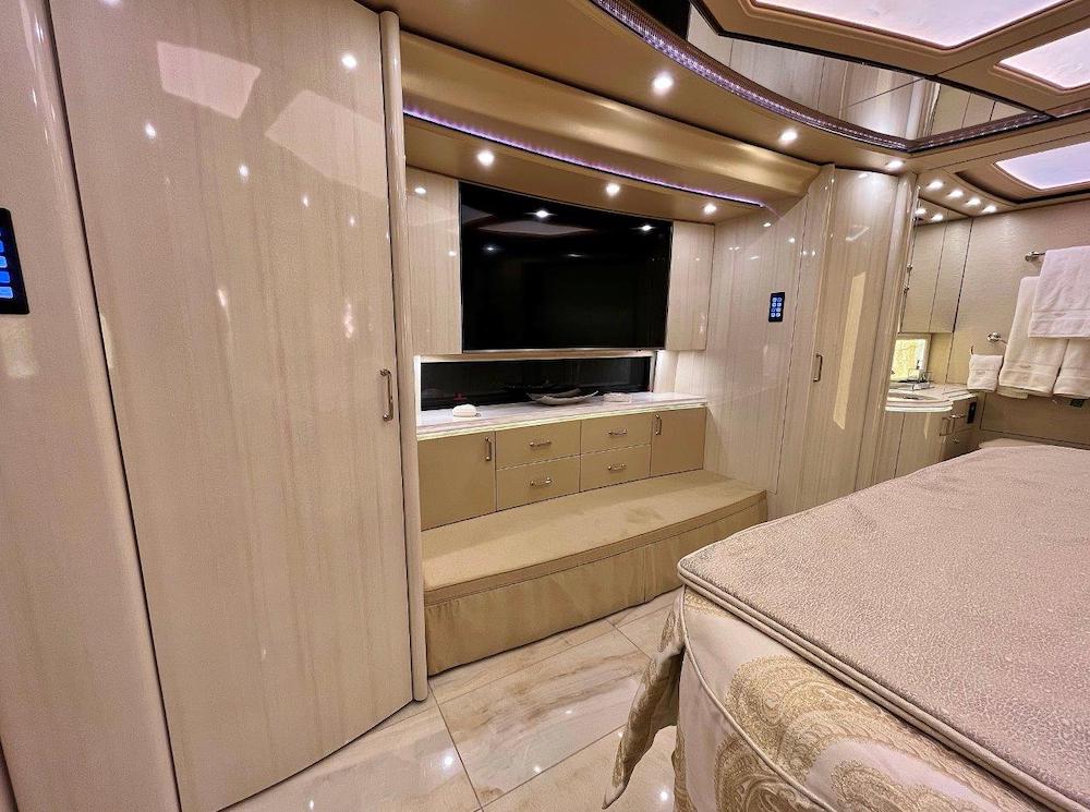 2019 Prevost Marathon H3-45 For Sale