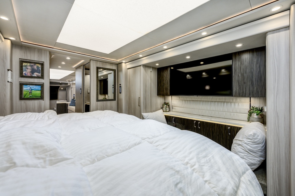 2021 Prevost Marathon H3-45 For Sale