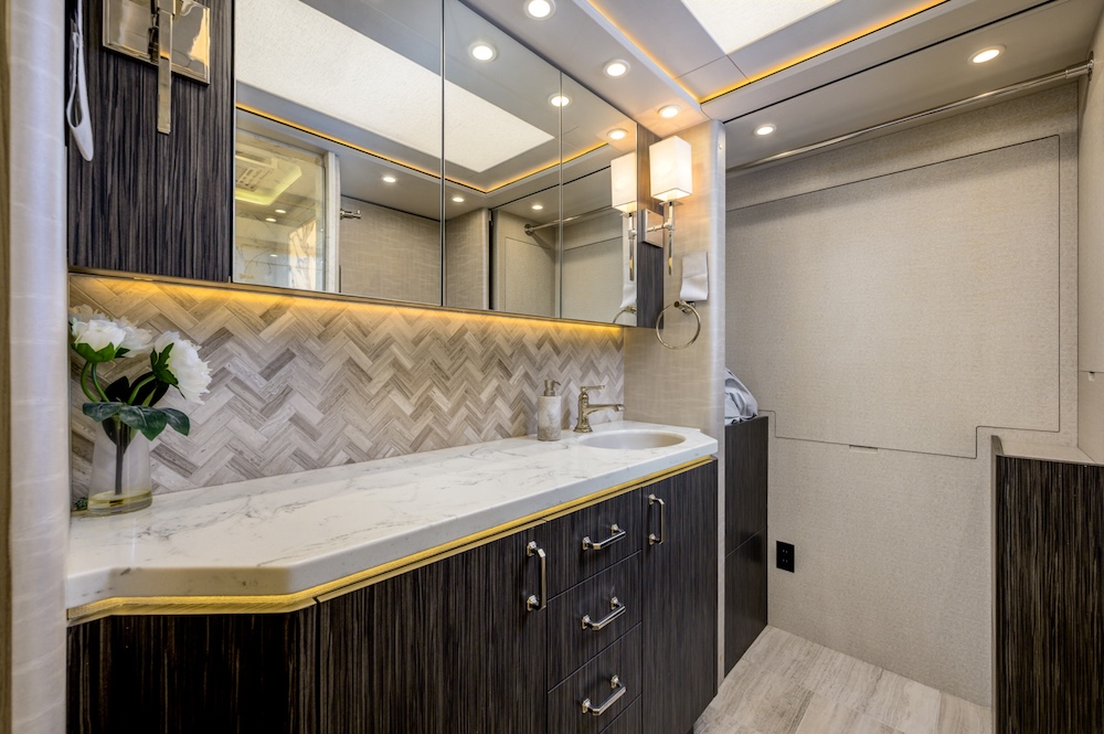 2021 Prevost Marathon H3-45 For Sale