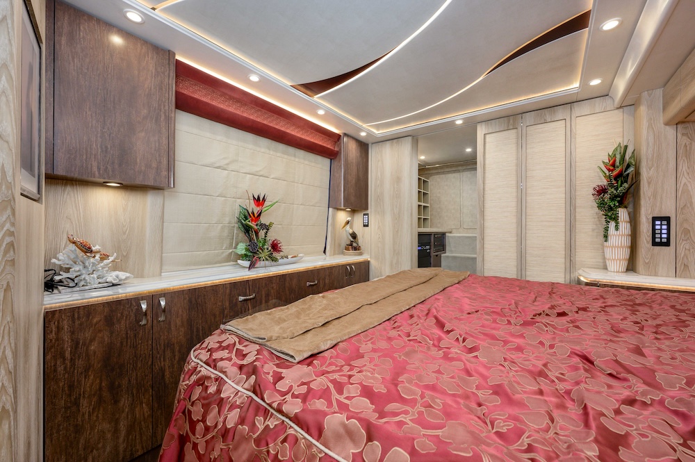 2021 Prevost Marathon X3 For Sale