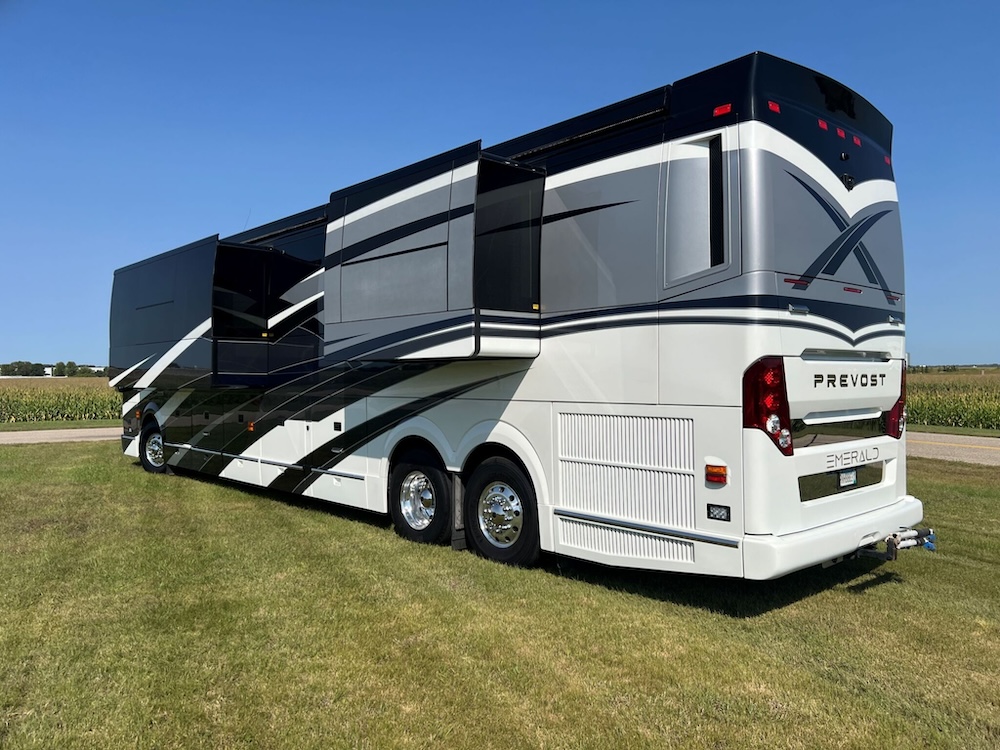 2022 Prevost Emerald  H3-45 For Sale