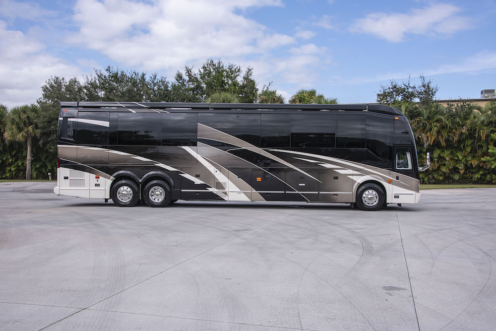 2022 Prevost Emerald H3-45 For Sale