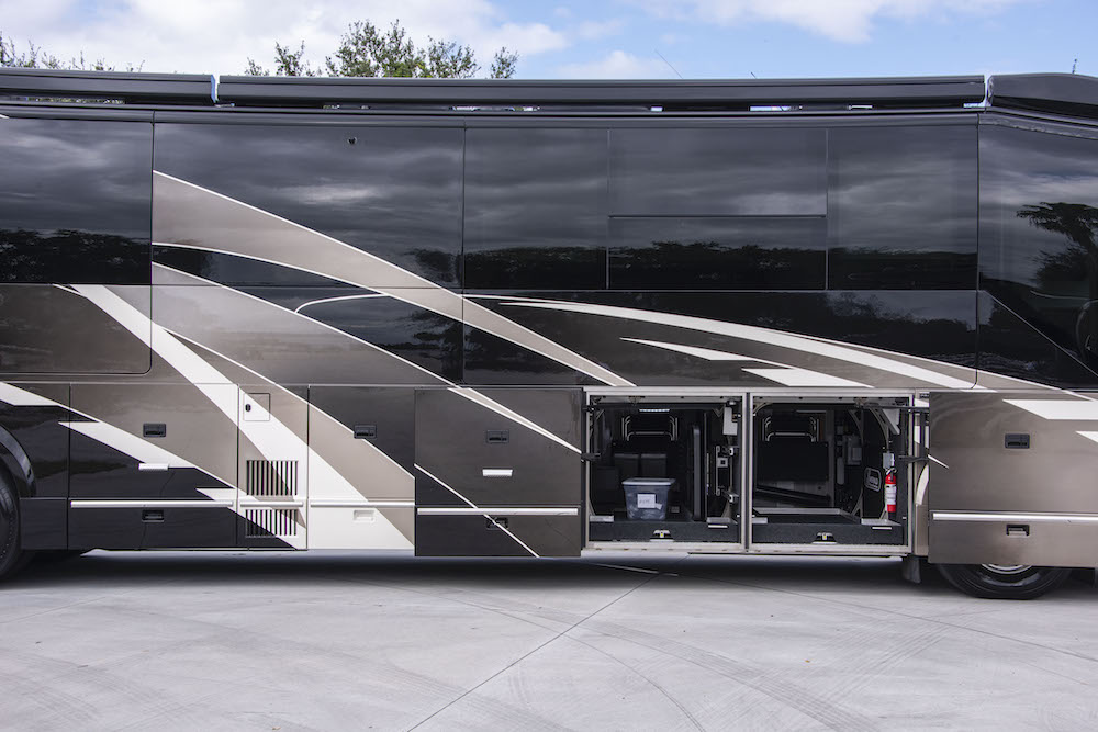2022 Prevost Emerald H3-45 For Sale