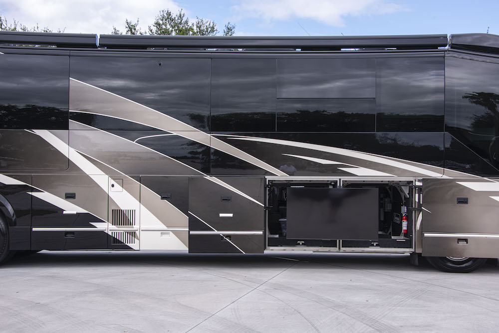 2022 Prevost Emerald H3-45 For Sale