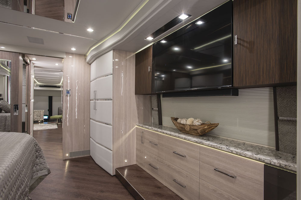 2022 Prevost Emerald H3-45 For Sale