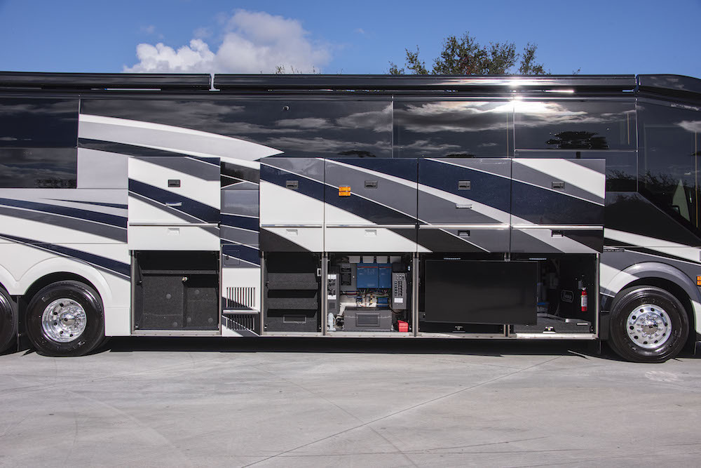 2022 Prevost Emerald  H3-45 For Sale