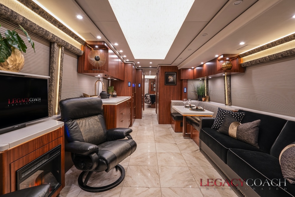 2022 Prevost Marathon H3-45 For Sale