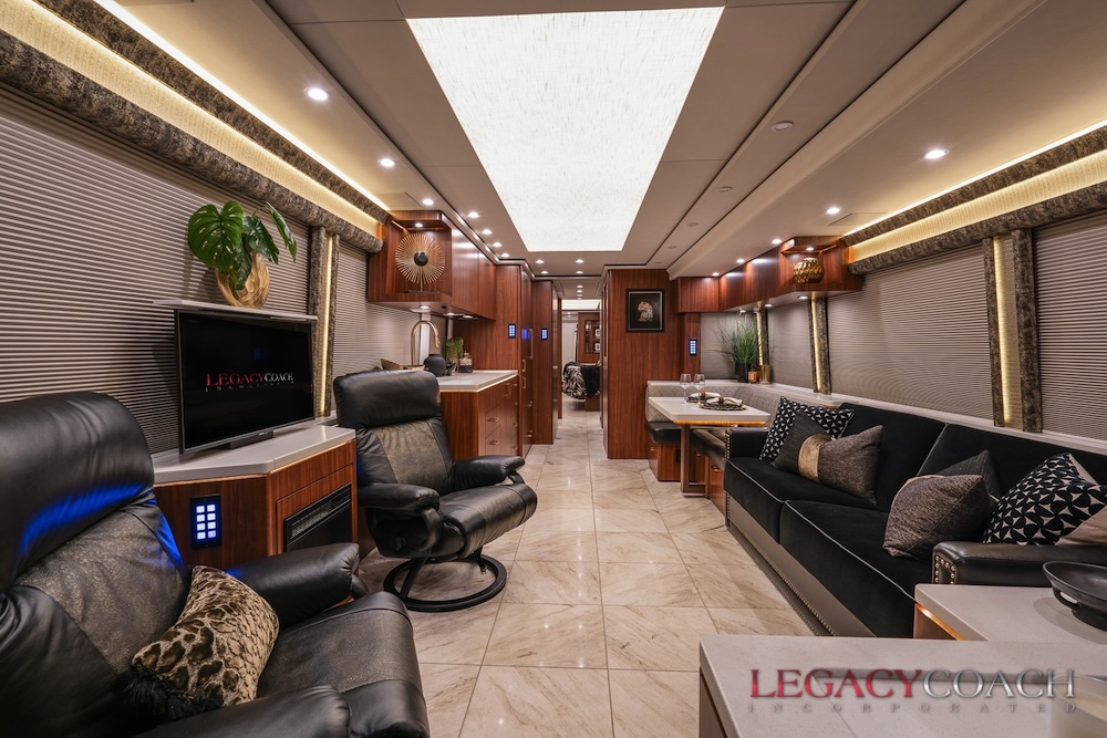 2022 Prevost Marathon H3-45 For Sale