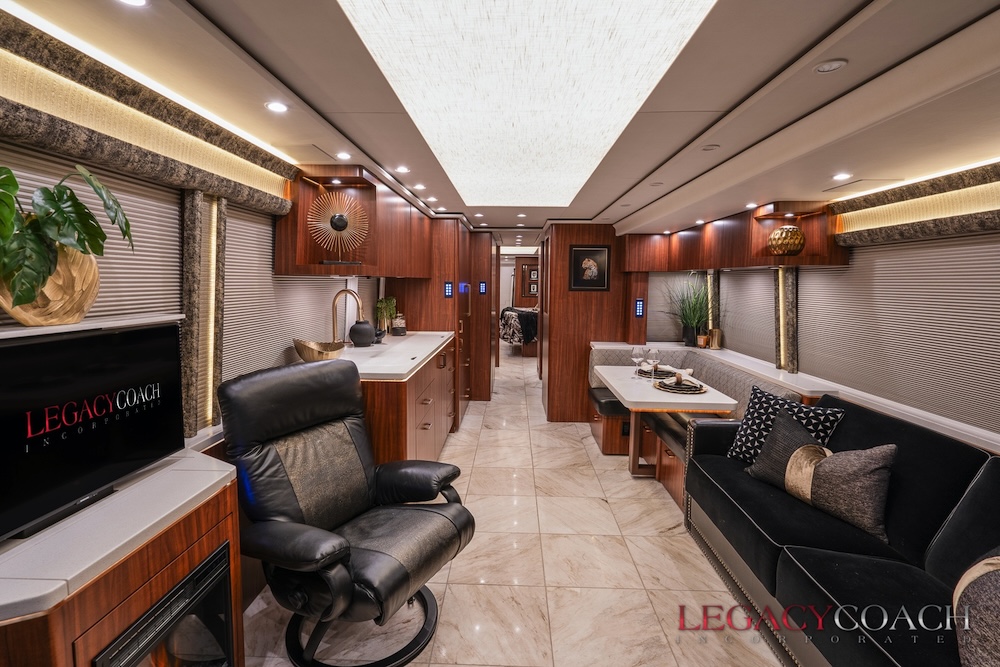 2022 Prevost Marathon H3-45 For Sale