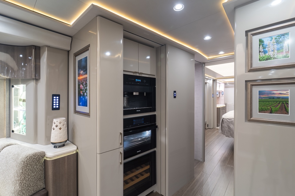 2022 Prevost Marathon H3-45 For Sale