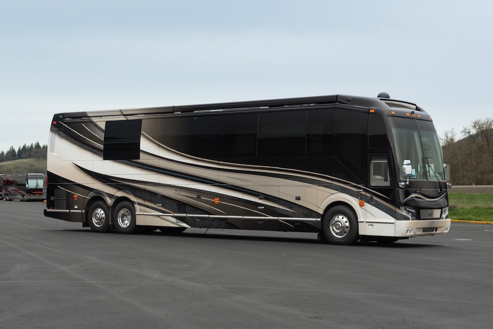 2022 Prevost Marathon H3-45 For Sale