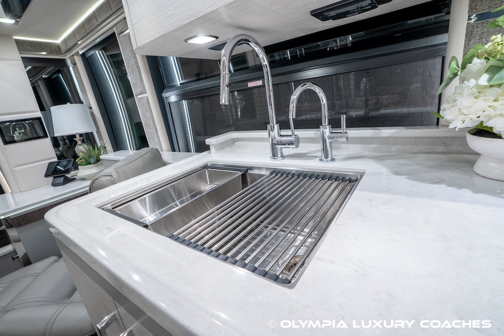 2023 Prevost Emerald H3-45 For Sale