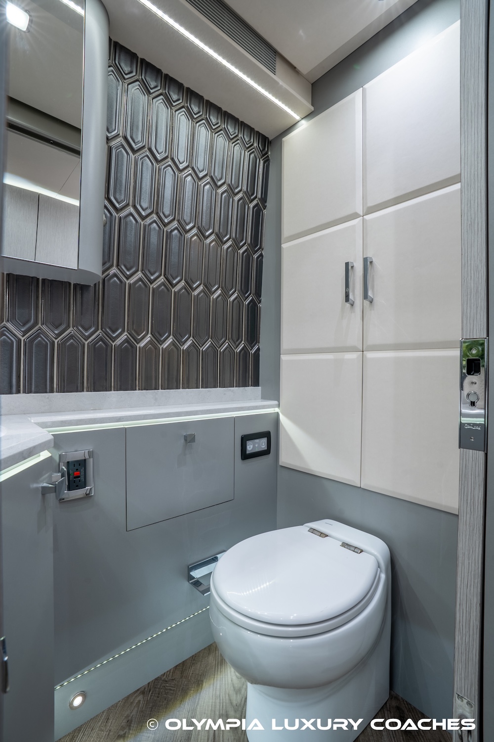 2023 Prevost Emerald H3-45 For Sale