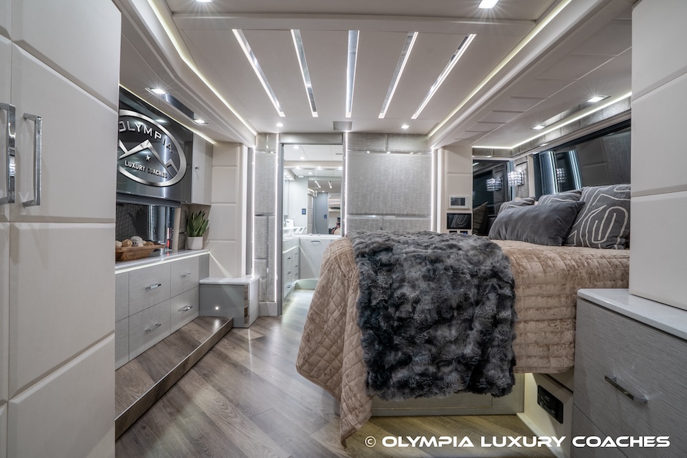 2023 Prevost Emerald H3-45 For Sale