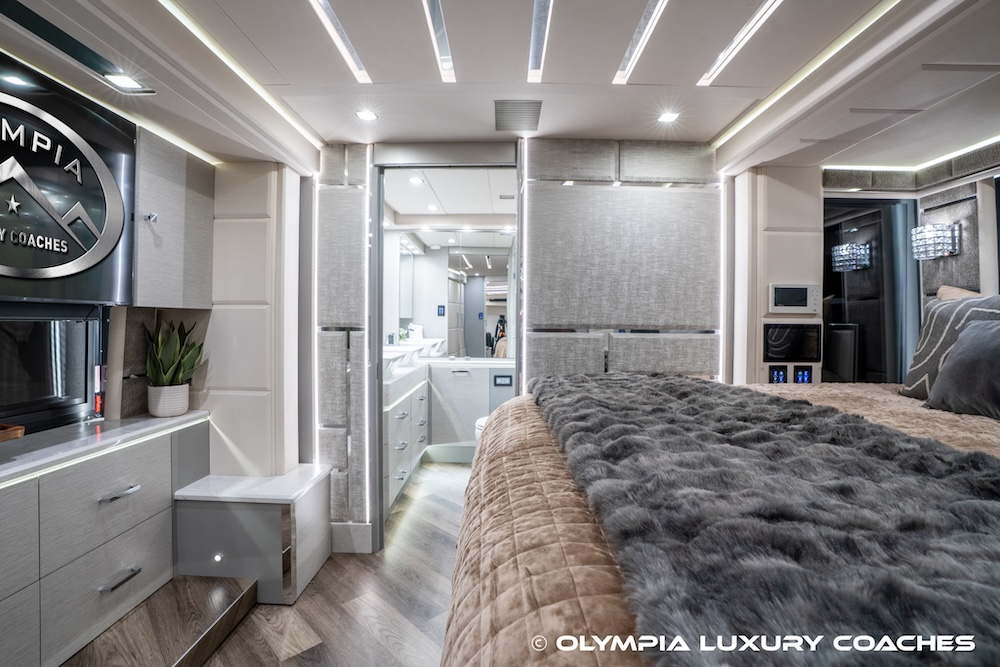 2023 Prevost Emerald H3-45 For Sale