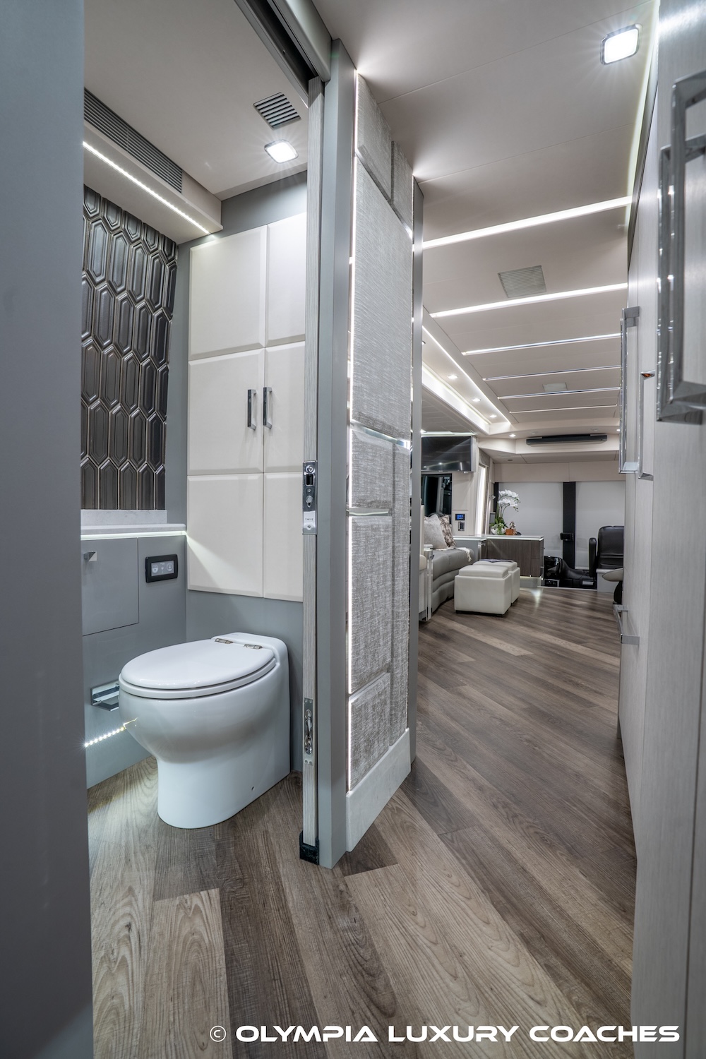 2023 Prevost Emerald H3-45 For Sale